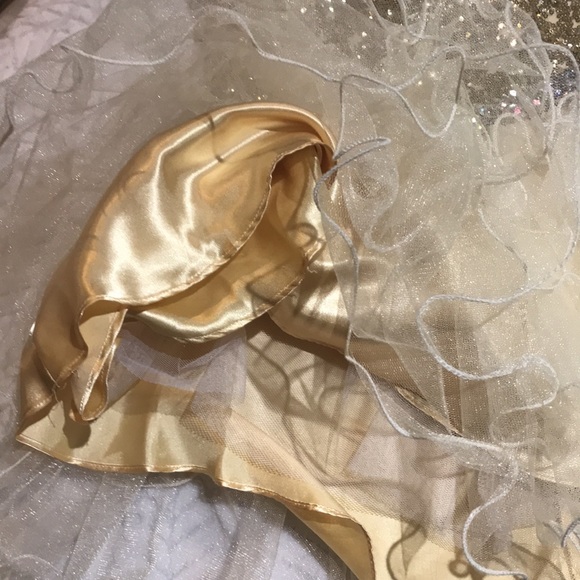 Womens Gold Graduation Dress - Picture 4 of 8